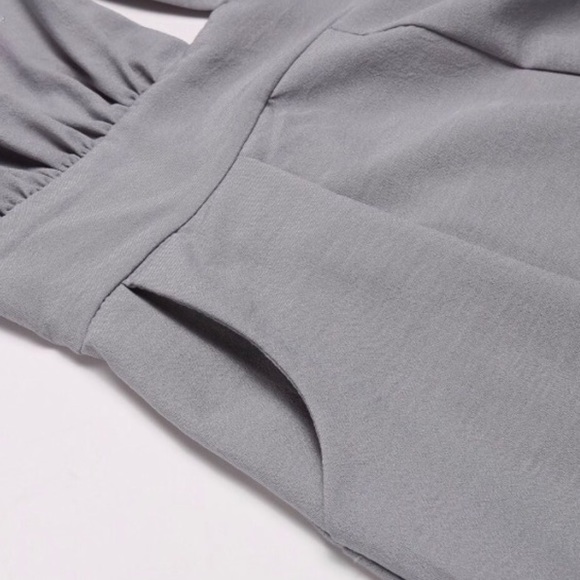 💥 CLEARANCE Open Front Strappy Mock Halter Romper - Picture 4 of 5